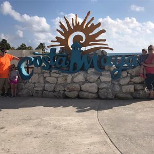 Meet your Posher, Bryan